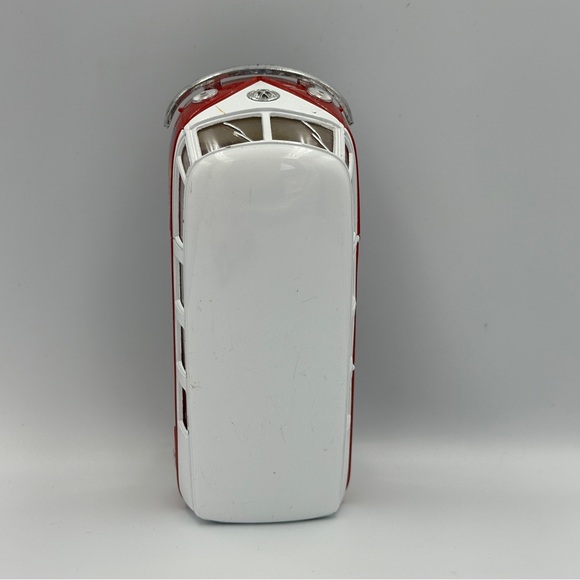 Lot of 3 vintage style Volkswagen - Beetle  - Van - Bus  toy vehicles - Picture 13 of 16